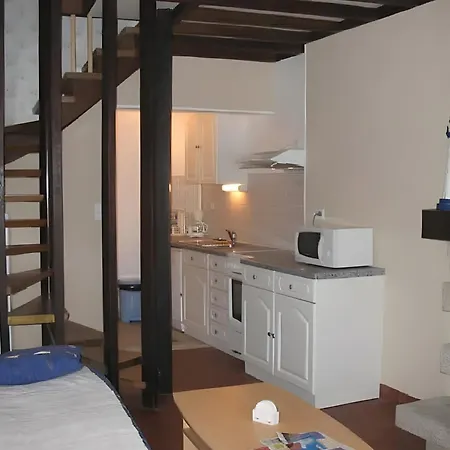 St Vaast Maison-les Mouettes * Saint-Vaast-la-Hougue